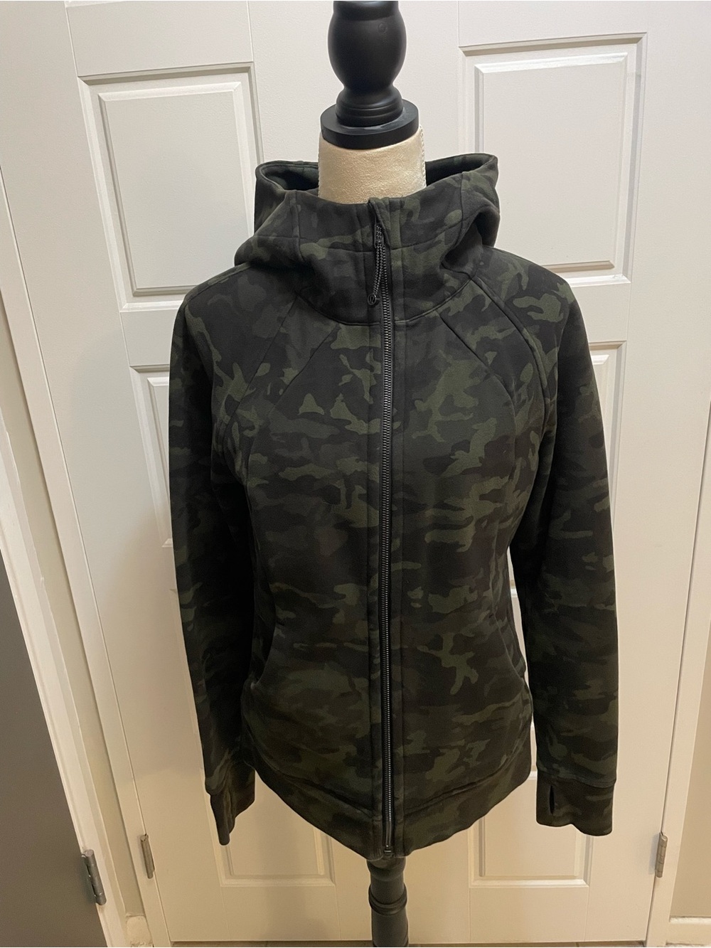 Lululemon Scuba Full-Zip Hoodie camo print